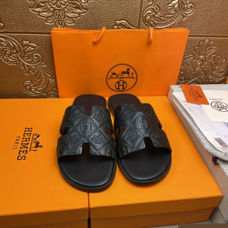 H**mes slippers